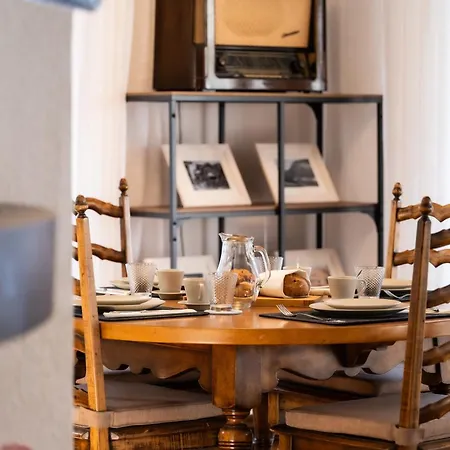 Sofi - Charming Mountain Bijou By Inspiring Places דירה