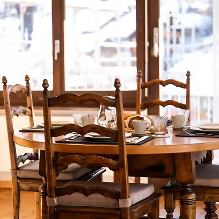 Sofi - Charming Mountain Bijou By Inspiring Places דירה צרמט